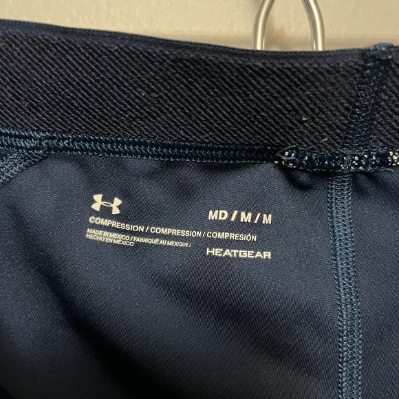 GUC women’s under armour medium heat gear shorts - Picture 2 of 2